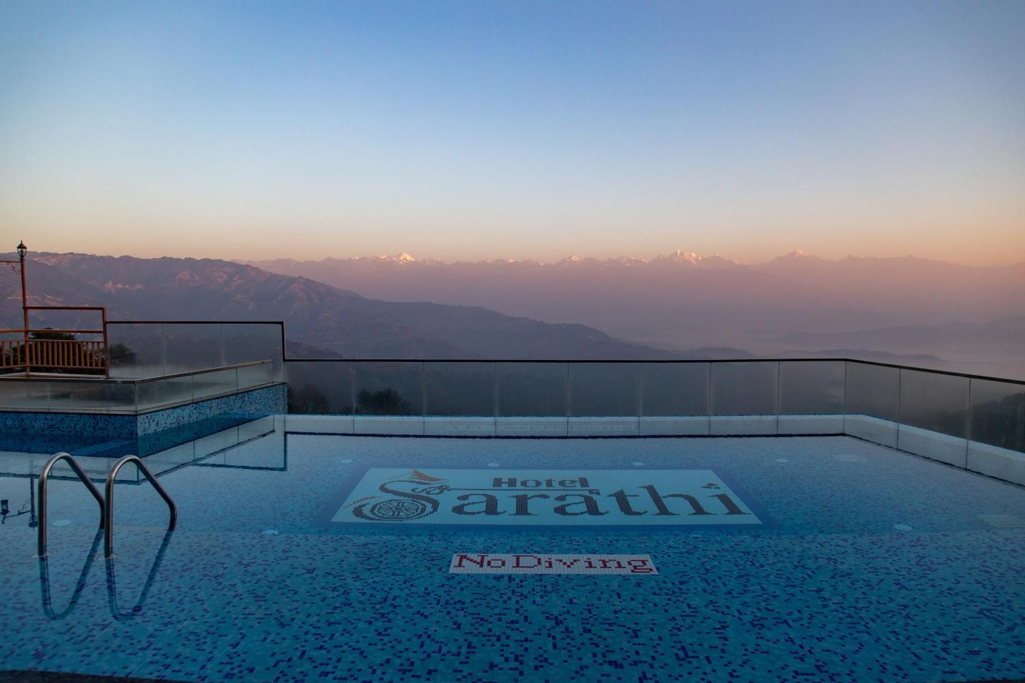 Hotel Sarathi ドゥリケル エクステリア 写真