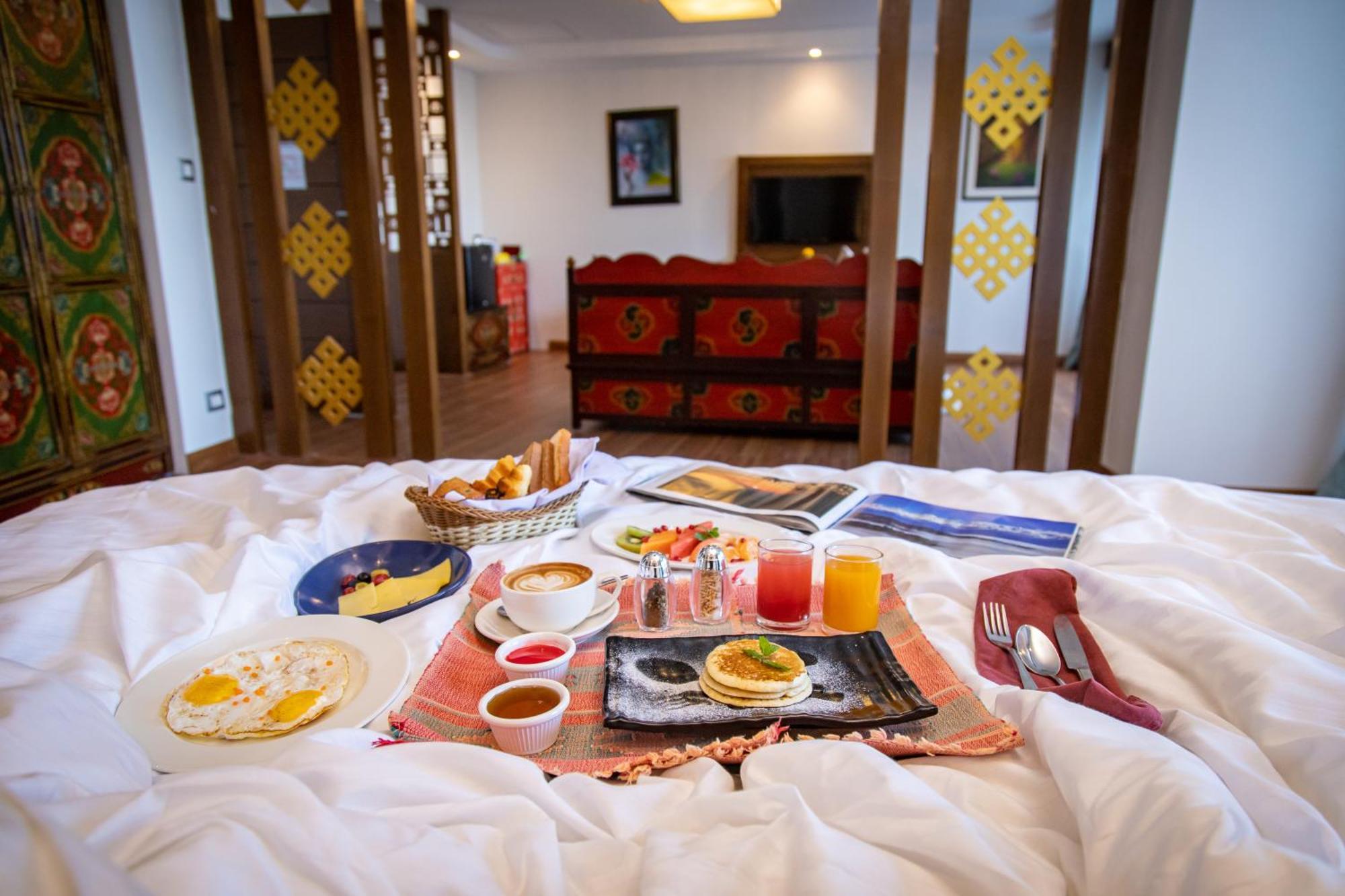 Hotel Sarathi ドゥリケル エクステリア 写真