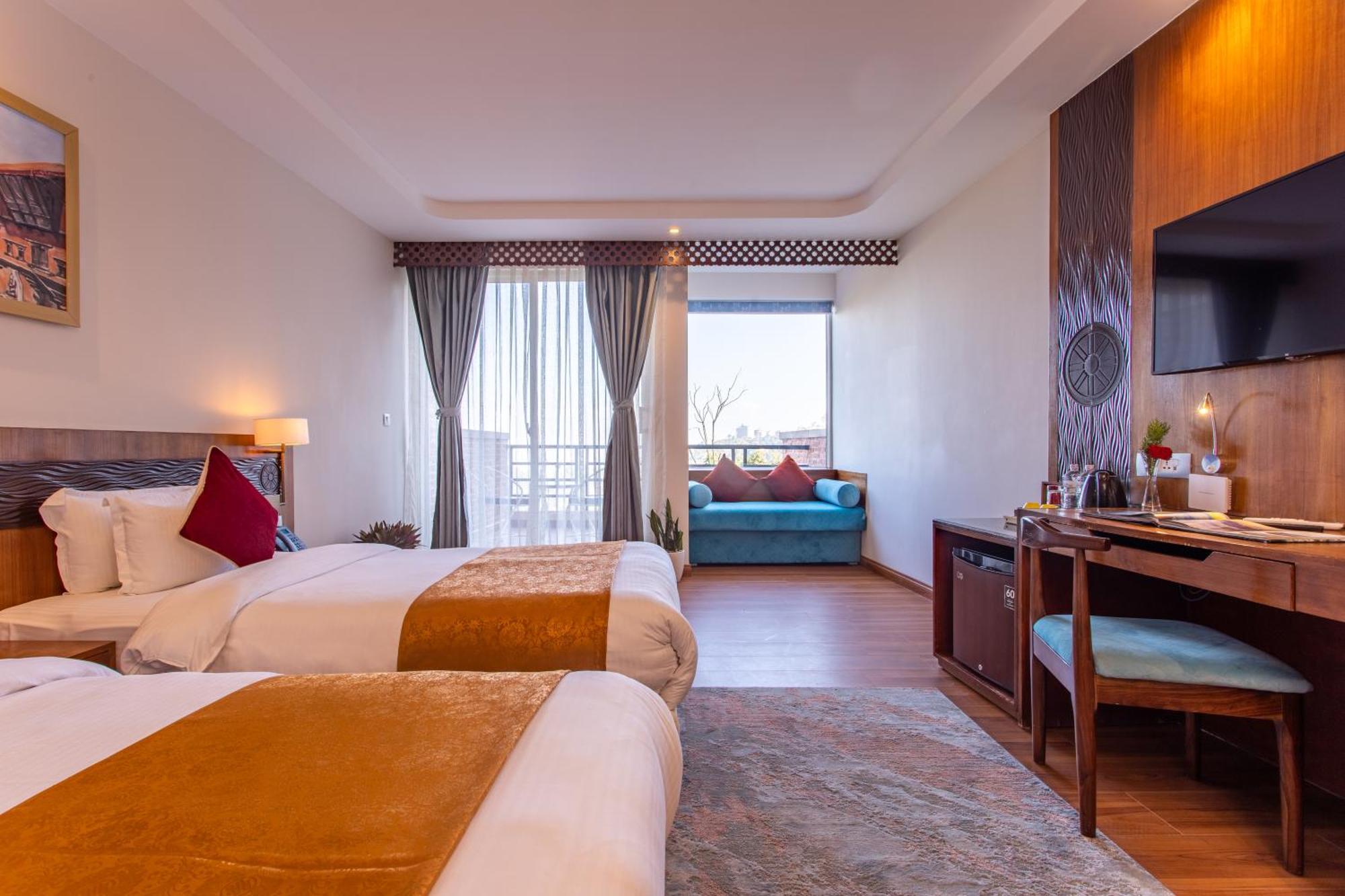 Hotel Sarathi ドゥリケル エクステリア 写真