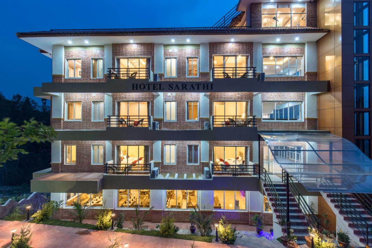 Hotel Sarathi ドゥリケル エクステリア 写真